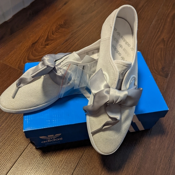 Adidas Japan Limited Sneakers - Picture 1 of 4